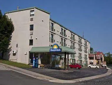 River Rapids Inn Niagara Falls Hotel