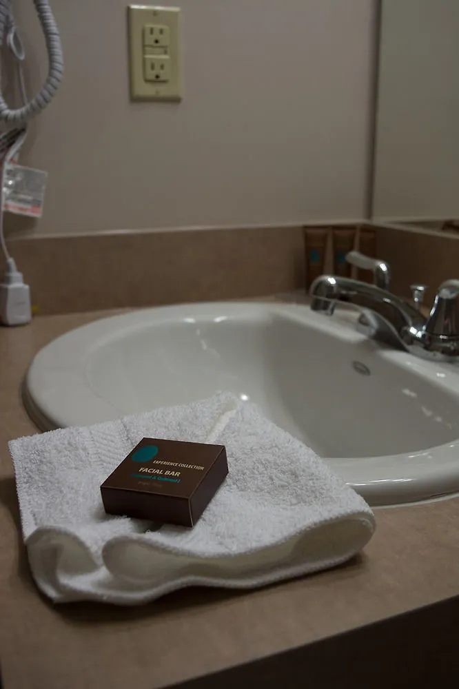*** Hotel River Rapids Inn Niagara Falls Canada
