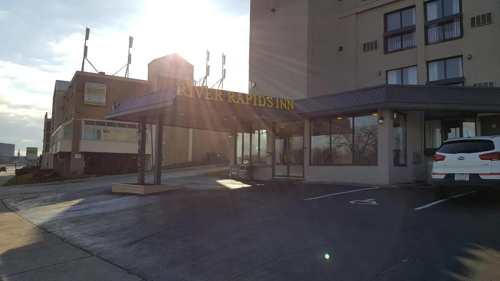 River Rapids Inn Niagara Falls